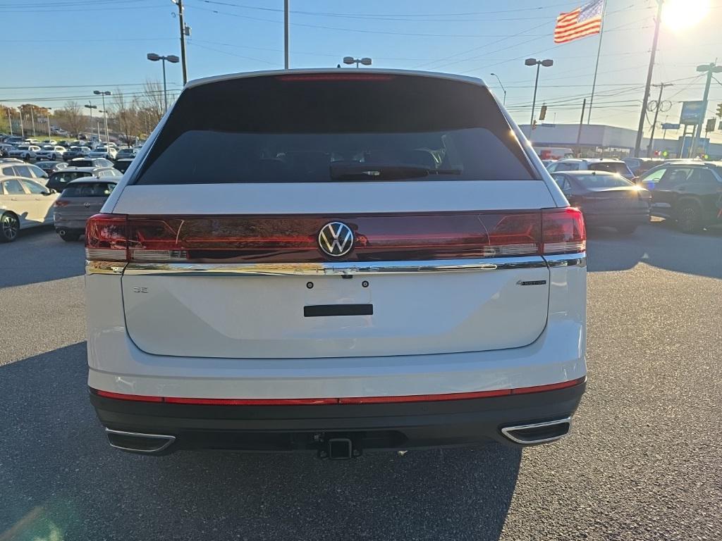 new 2026 Volkswagen Atlas car, priced at $43,200