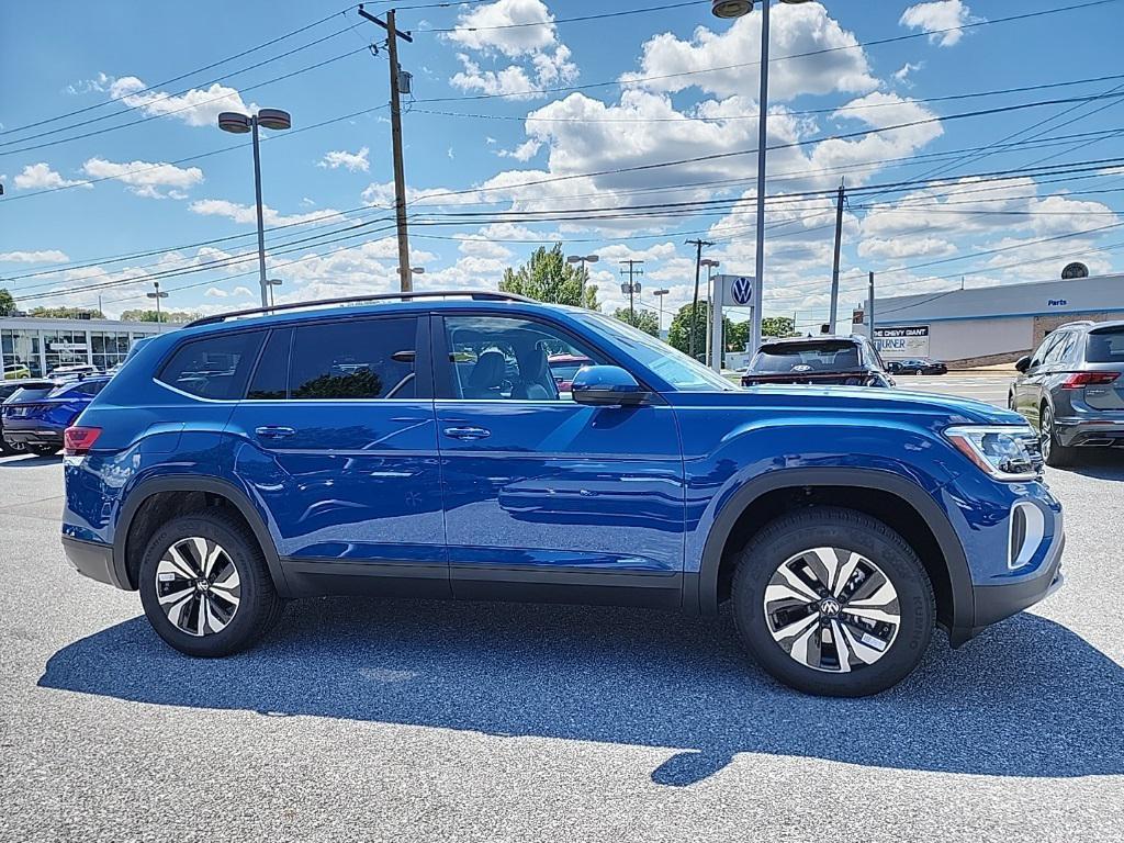 new 2026 Volkswagen Atlas car, priced at $38,603