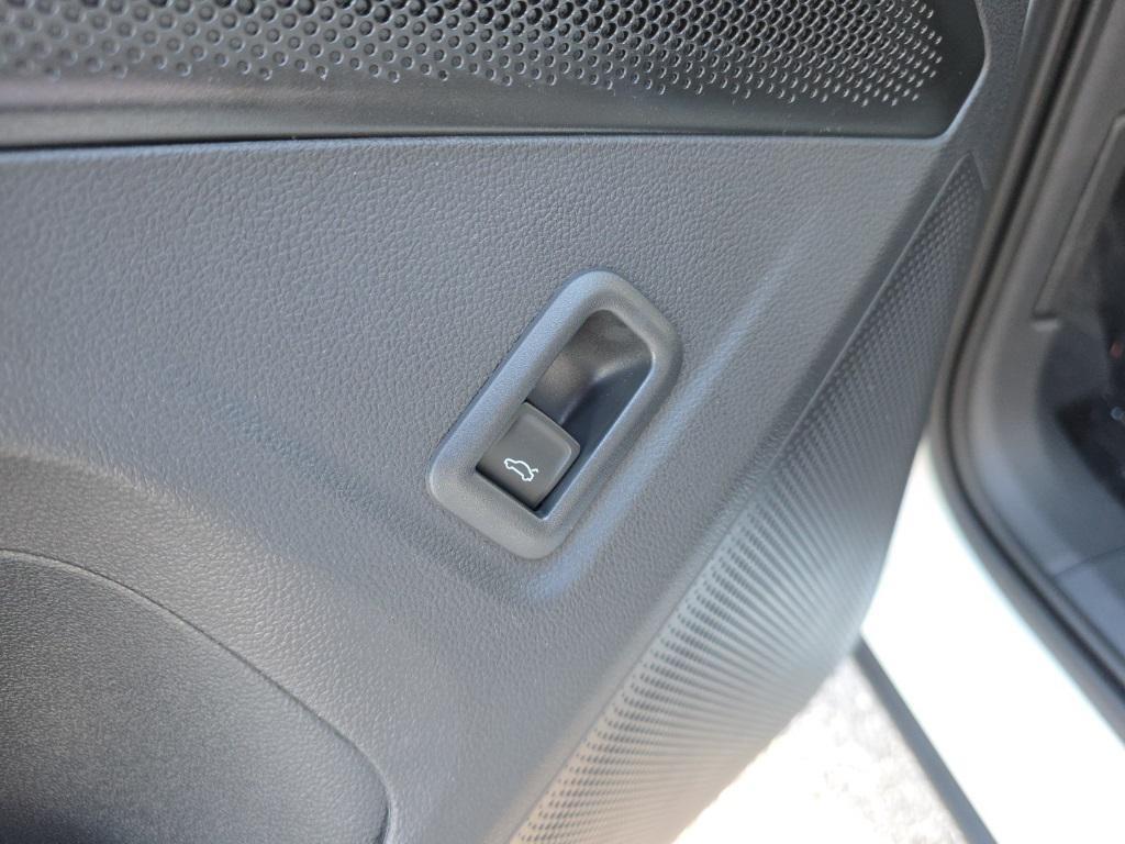 new 2026 Volkswagen Tiguan car, priced at $34,457