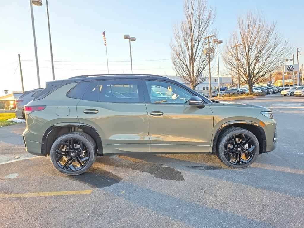 new 2026 Volkswagen Tiguan car, priced at $38,797