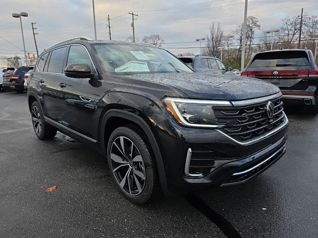 new 2026 Volkswagen Atlas car, priced at $51,410