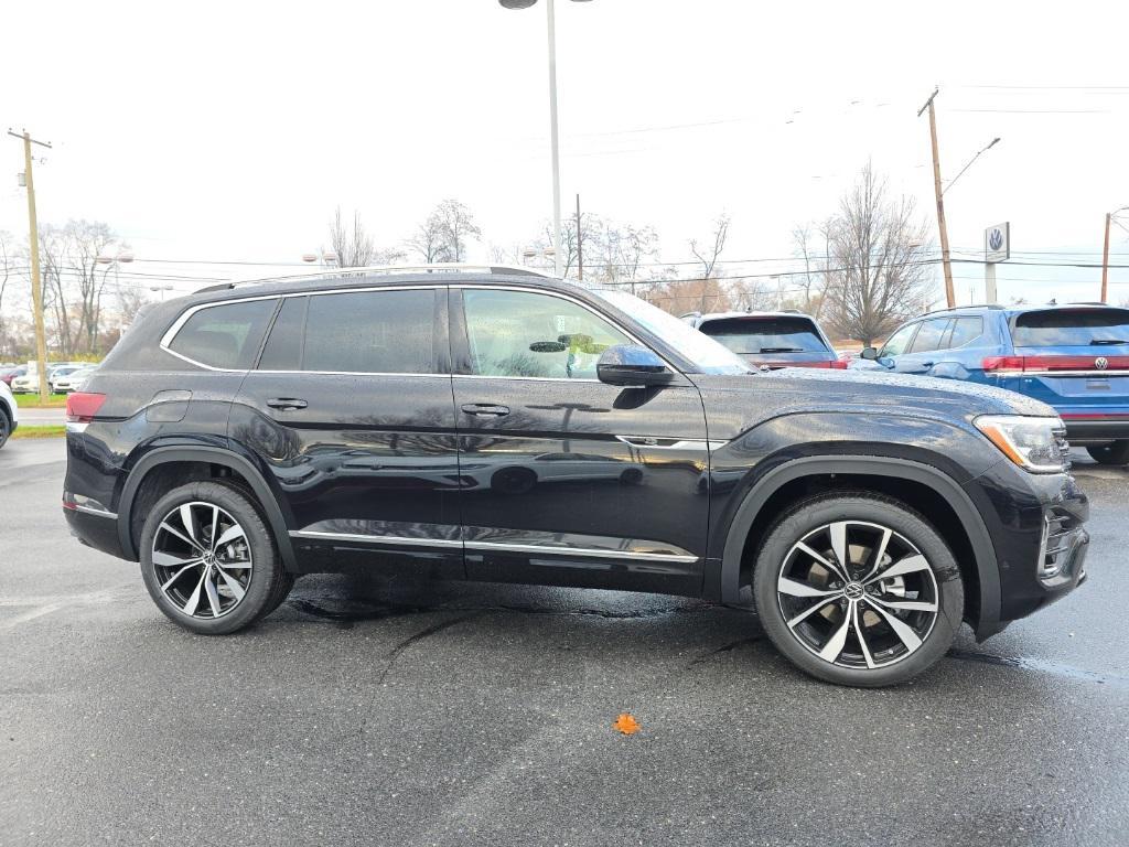 new 2026 Volkswagen Atlas car, priced at $51,410