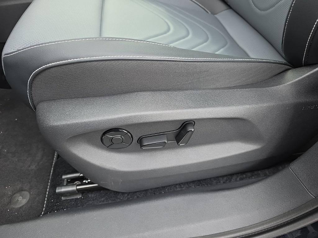 new 2026 Volkswagen Tiguan car, priced at $34,701