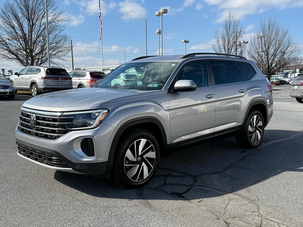 used 2025 Volkswagen Atlas car, priced at $31,323