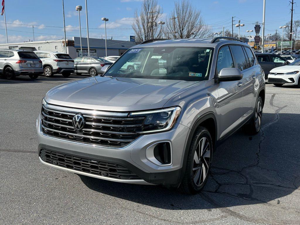 used 2025 Volkswagen Atlas car, priced at $31,323