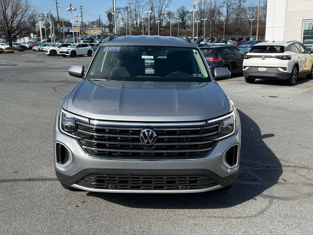 used 2025 Volkswagen Atlas car, priced at $31,323