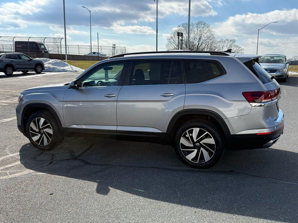 used 2025 Volkswagen Atlas car, priced at $31,323