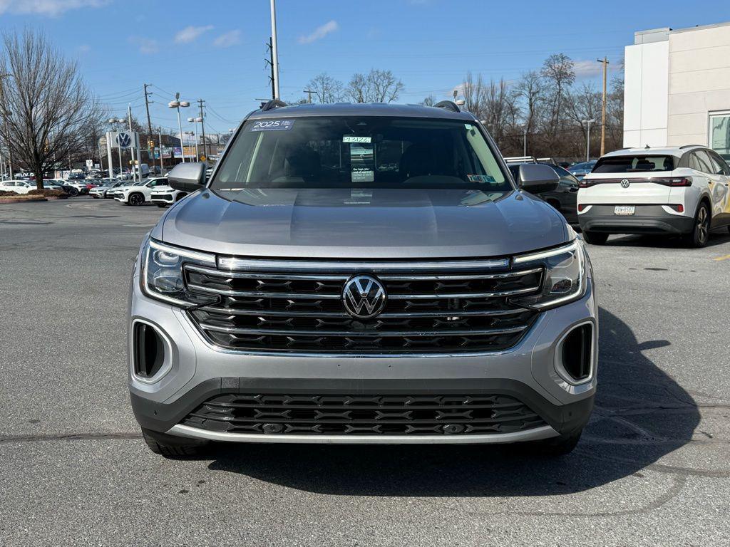 used 2025 Volkswagen Atlas car, priced at $31,323
