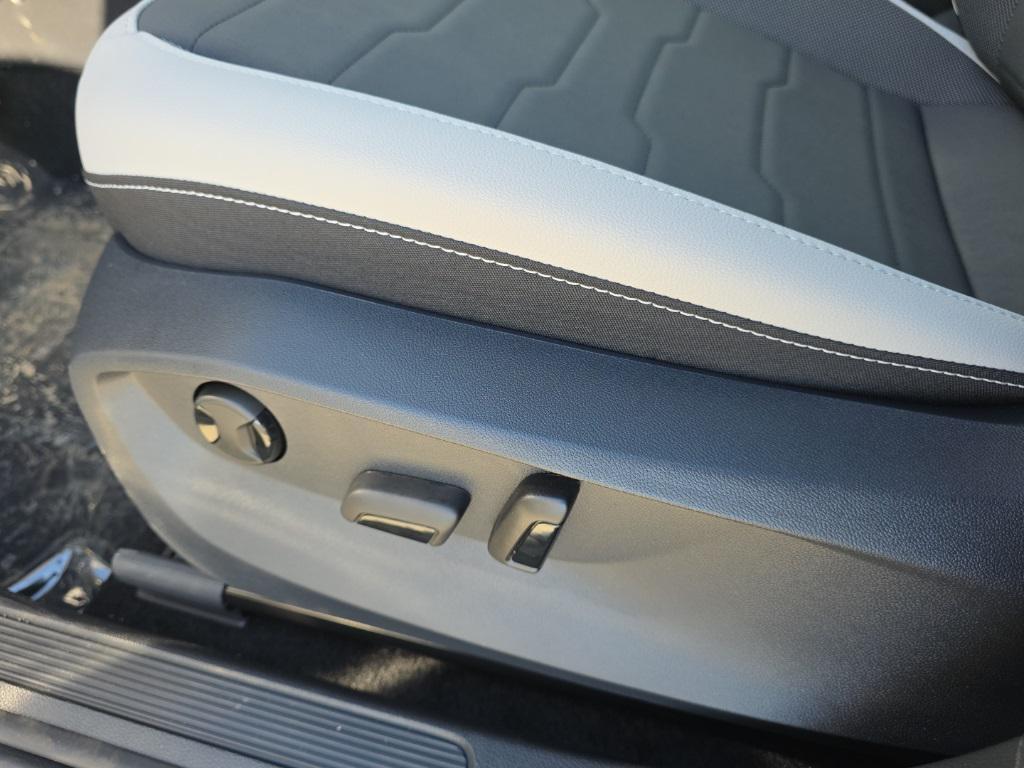 new 2026 Volkswagen Taos car, priced at $33,472