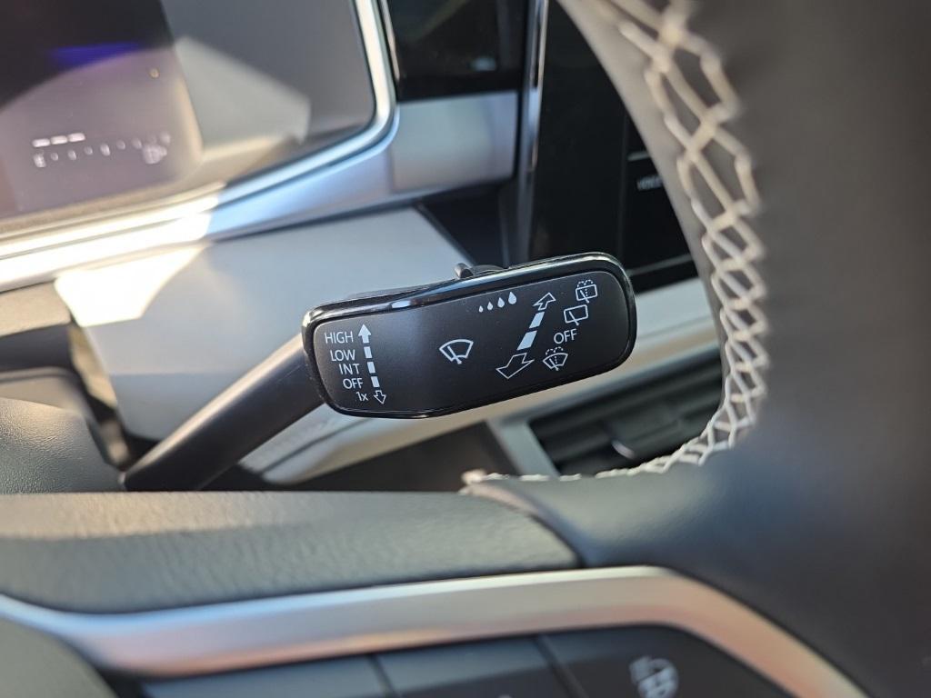 new 2026 Volkswagen Taos car, priced at $33,472