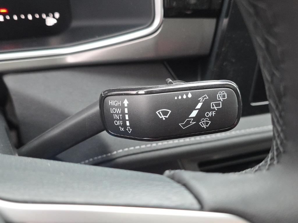 new 2026 Volkswagen Taos car, priced at $34,353