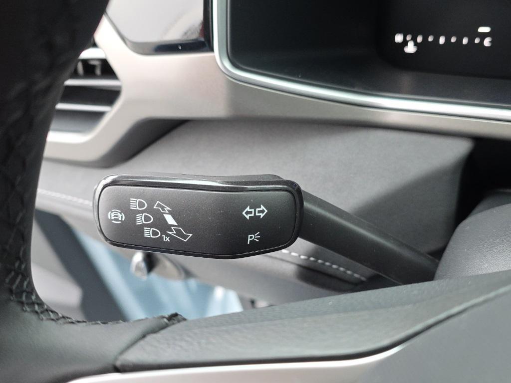 new 2026 Volkswagen Taos car, priced at $34,353