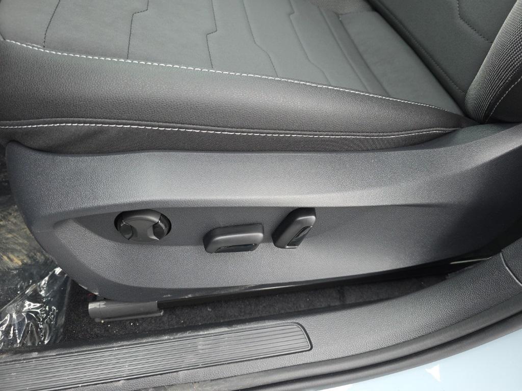 new 2026 Volkswagen Taos car, priced at $34,353