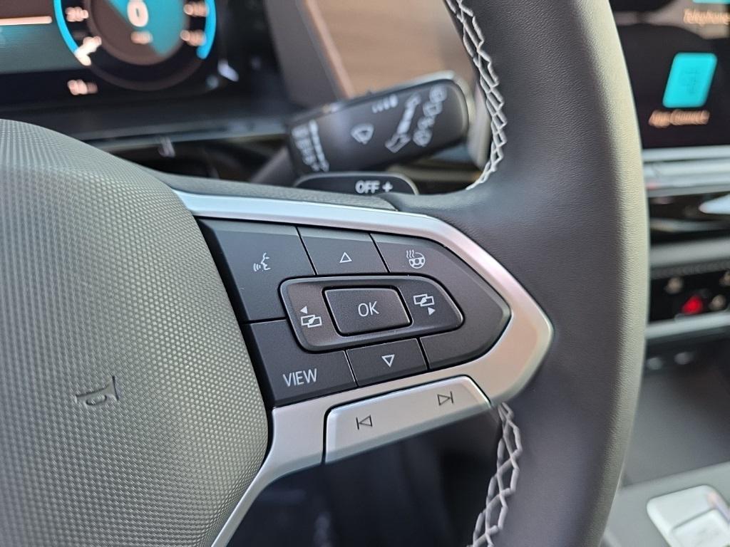 new 2026 Volkswagen Atlas car, priced at $40,112