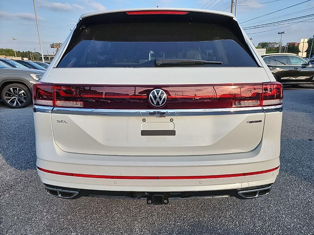 new 2026 Volkswagen Atlas car, priced at $54,007