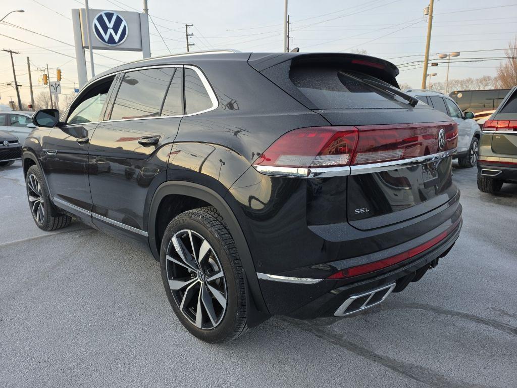 new 2026 Volkswagen Atlas Cross Sport car, priced at $50,873