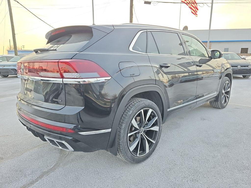 new 2026 Volkswagen Atlas Cross Sport car, priced at $50,873