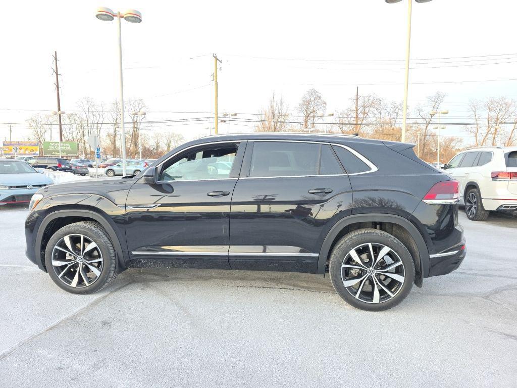 new 2026 Volkswagen Atlas Cross Sport car, priced at $50,873