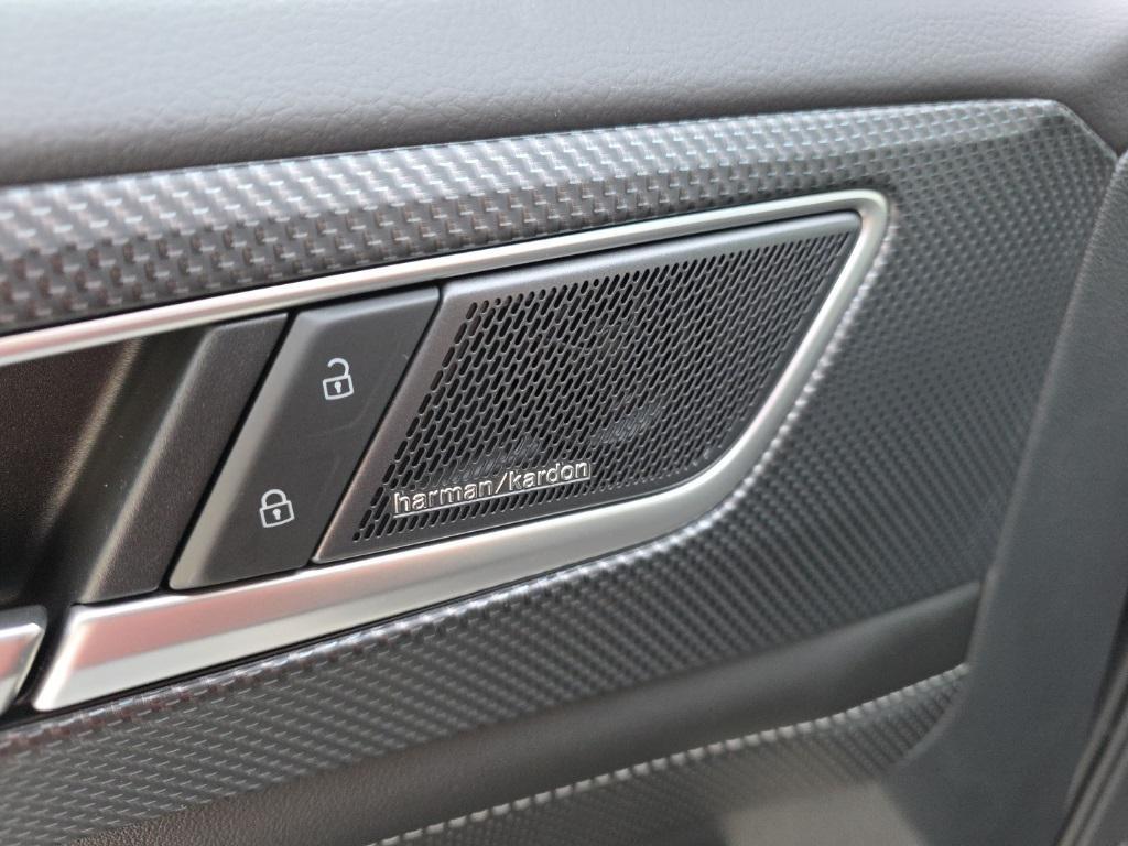 new 2026 Volkswagen Atlas Cross Sport car, priced at $51,873