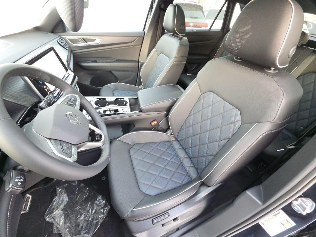 new 2026 Volkswagen Atlas Cross Sport car, priced at $50,873