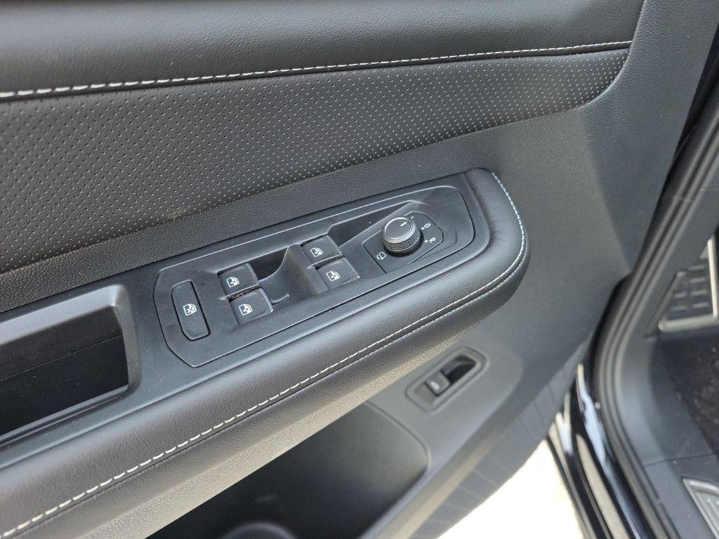 new 2026 Volkswagen Atlas Cross Sport car, priced at $50,873