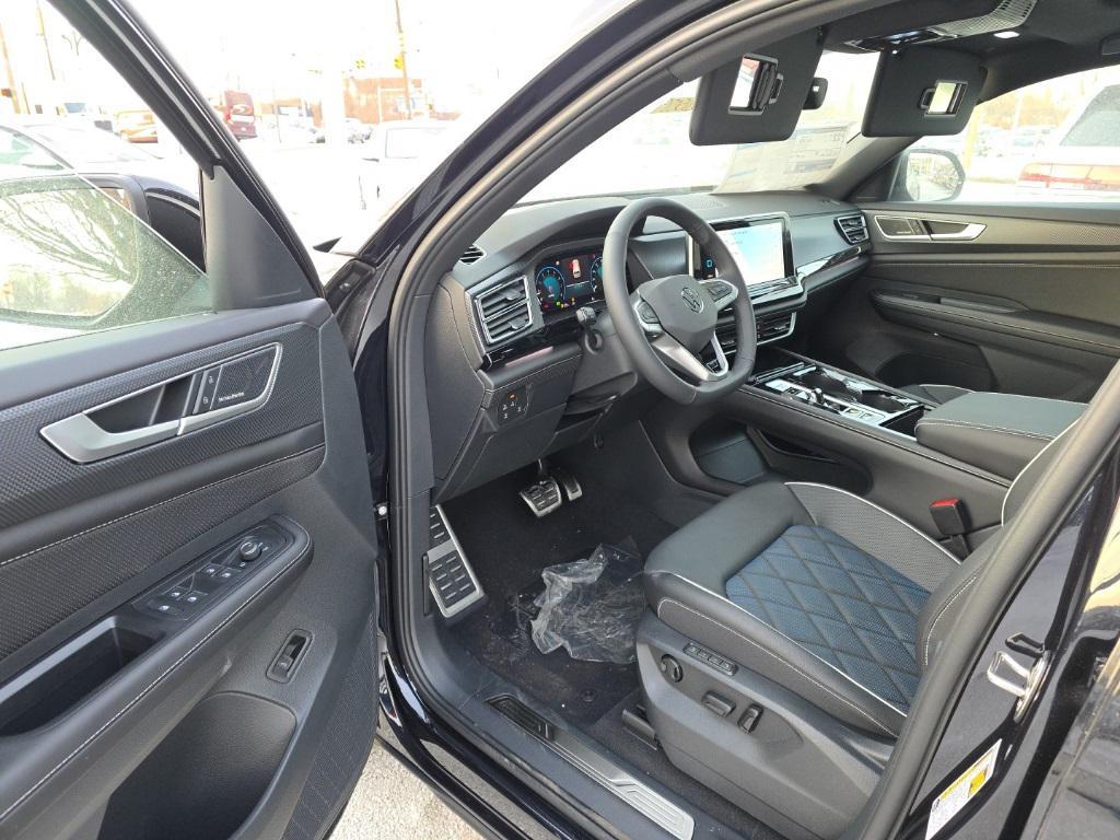 new 2026 Volkswagen Atlas Cross Sport car, priced at $51,873