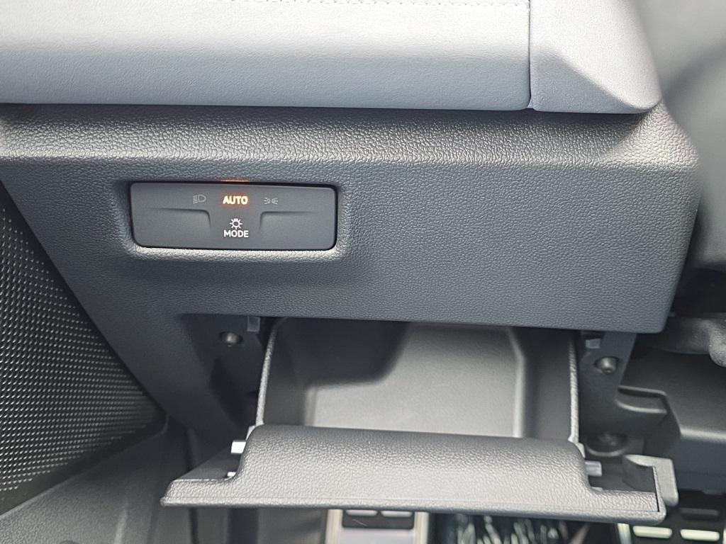 new 2026 Volkswagen Tiguan car, priced at $37,349