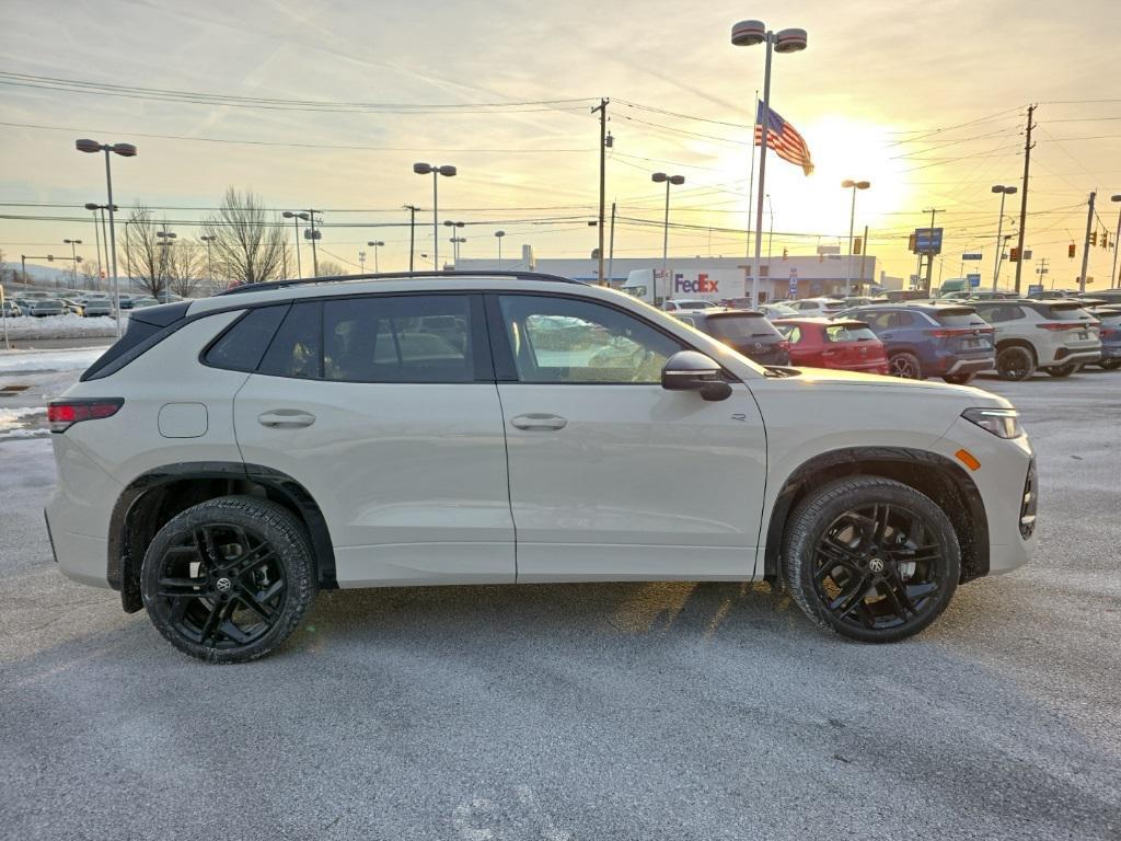 new 2026 Volkswagen Tiguan car, priced at $38,829