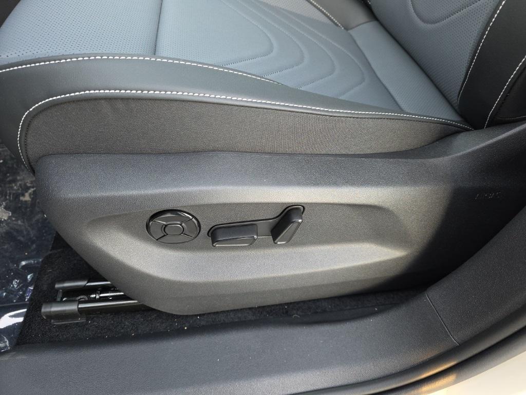 new 2026 Volkswagen Tiguan car, priced at $38,829