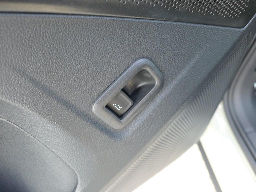 new 2026 Volkswagen Tiguan car, priced at $38,829