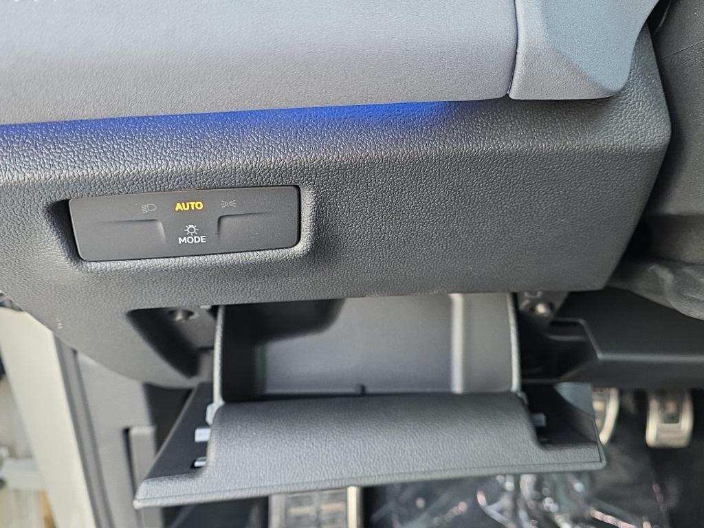 new 2026 Volkswagen Tiguan car, priced at $38,829