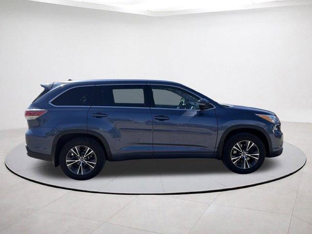 used 2016 Toyota Highlander car, priced at $24,551