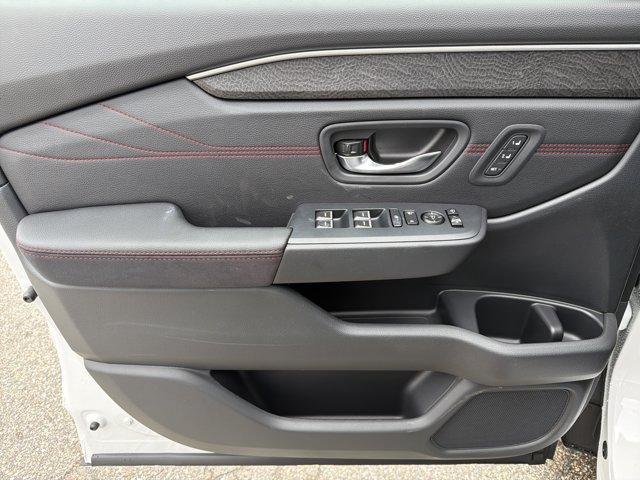 new 2026 Honda Pilot car, priced at $54,233