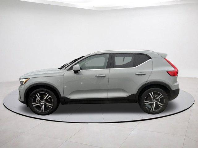 used 2025 Volvo XC40 car, priced at $30,090