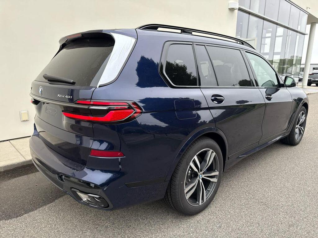 new 2026 BMW X7 car, priced at $100,355
