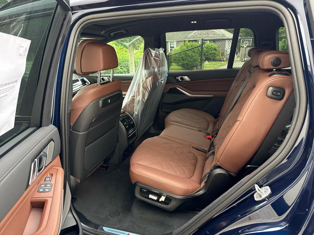 new 2026 BMW X7 car, priced at $100,355