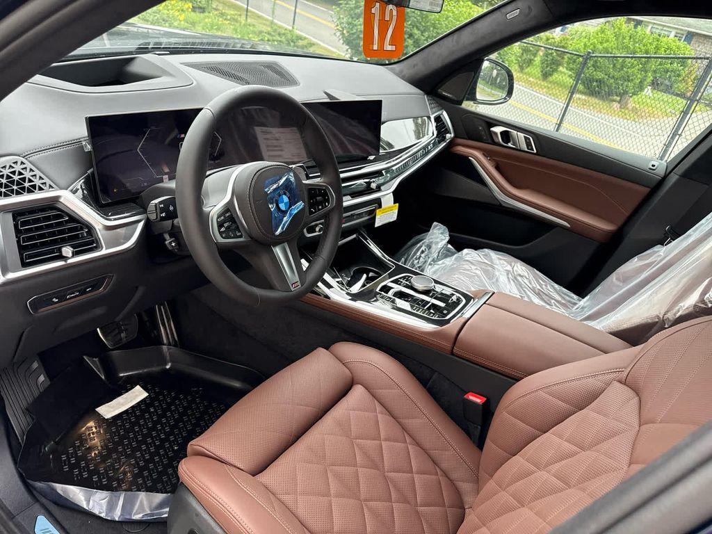 new 2026 BMW X7 car, priced at $100,355