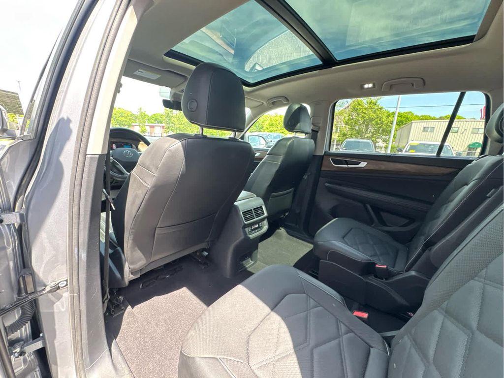 used 2024 Volkswagen Atlas car, priced at $33,475