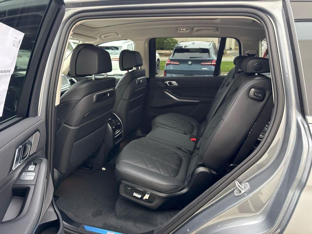new 2026 BMW X7 car, priced at $91,465