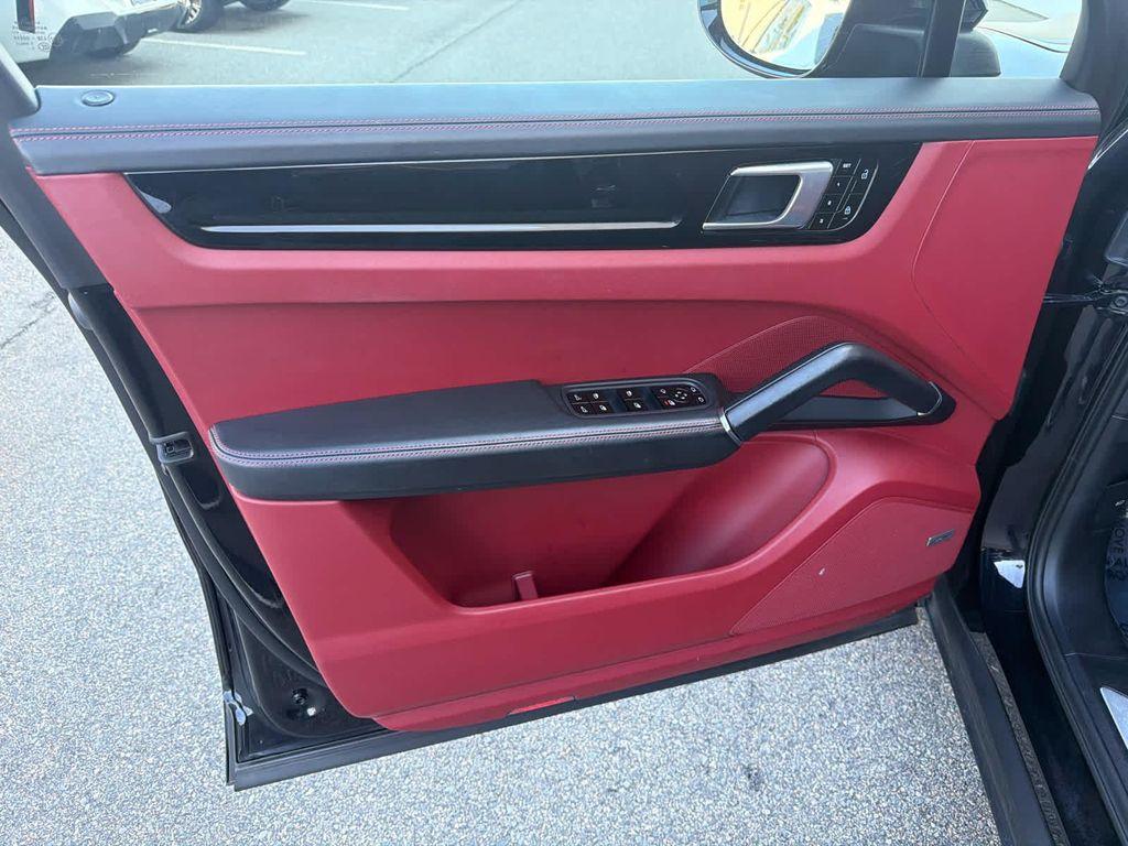 used 2020 Porsche Cayenne car, priced at $35,975