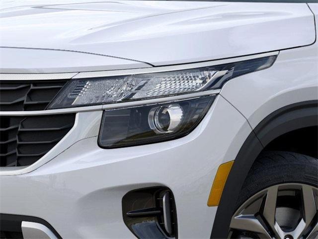 new 2026 Kia Seltos car, priced at $25,680