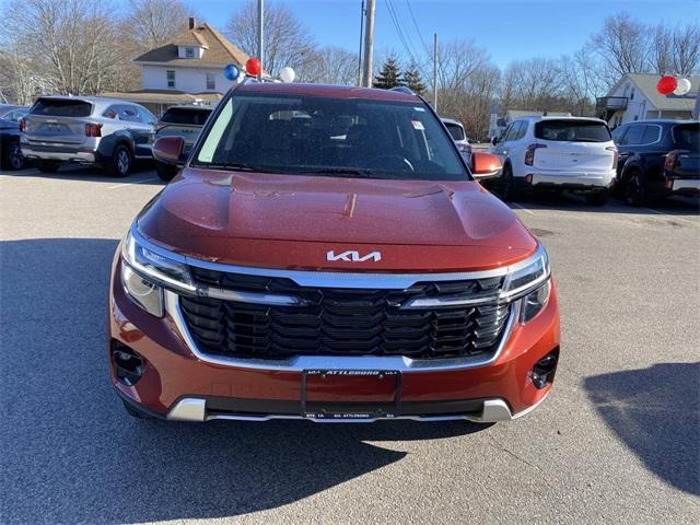 used 2025 Kia Seltos car, priced at $24,999