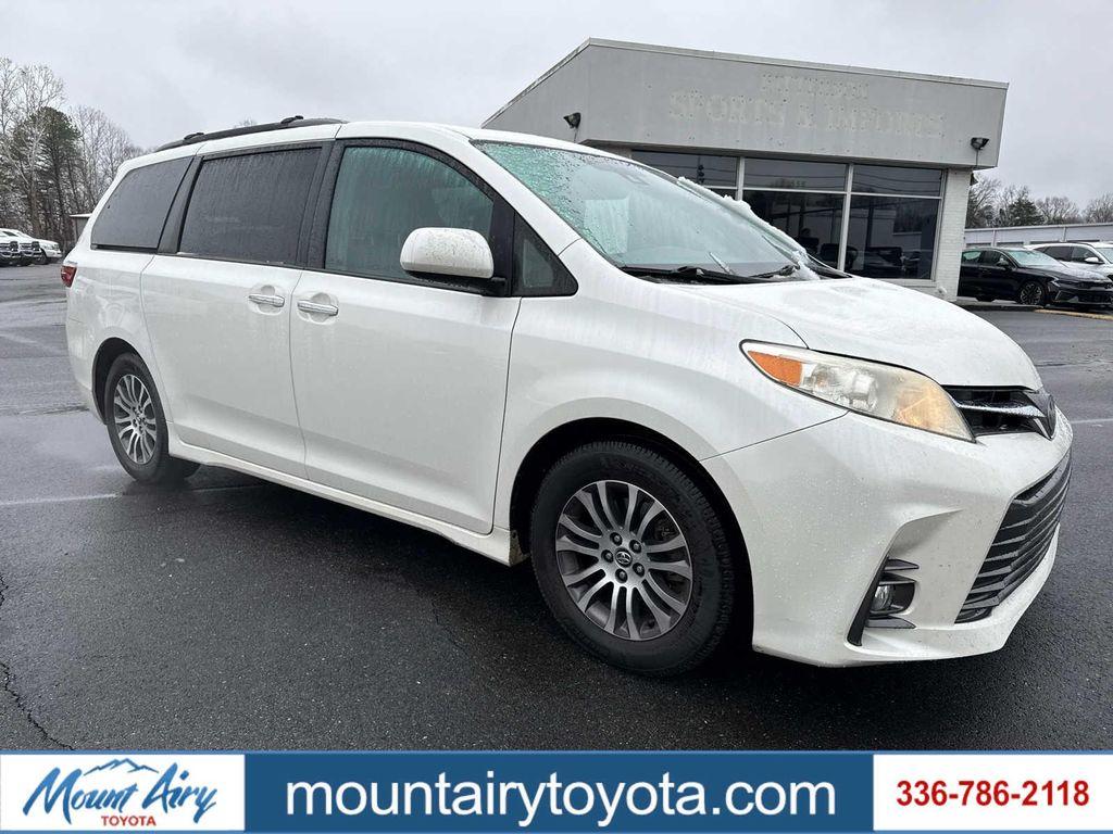 used 2018 Toyota Sienna car, priced at $19,985