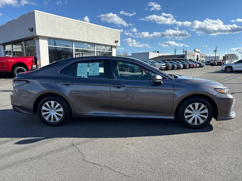 used 2024 Toyota Camry Hybrid car, priced at $26,331