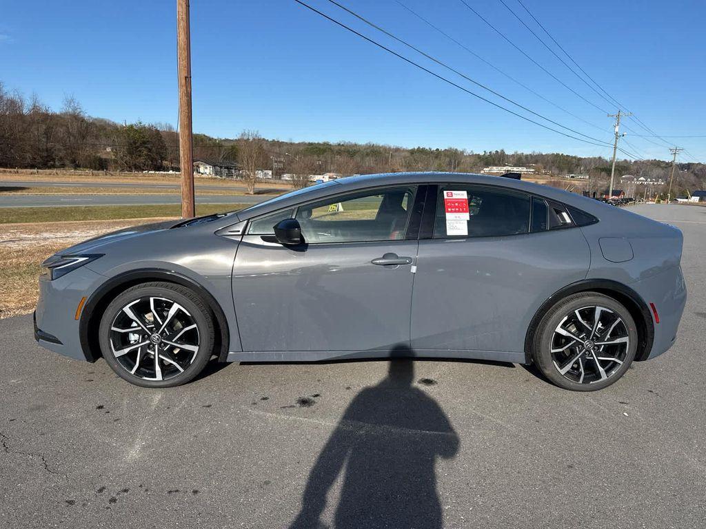 new 2026 Toyota Prius Plug-In Hybrid car, priced at $39,551