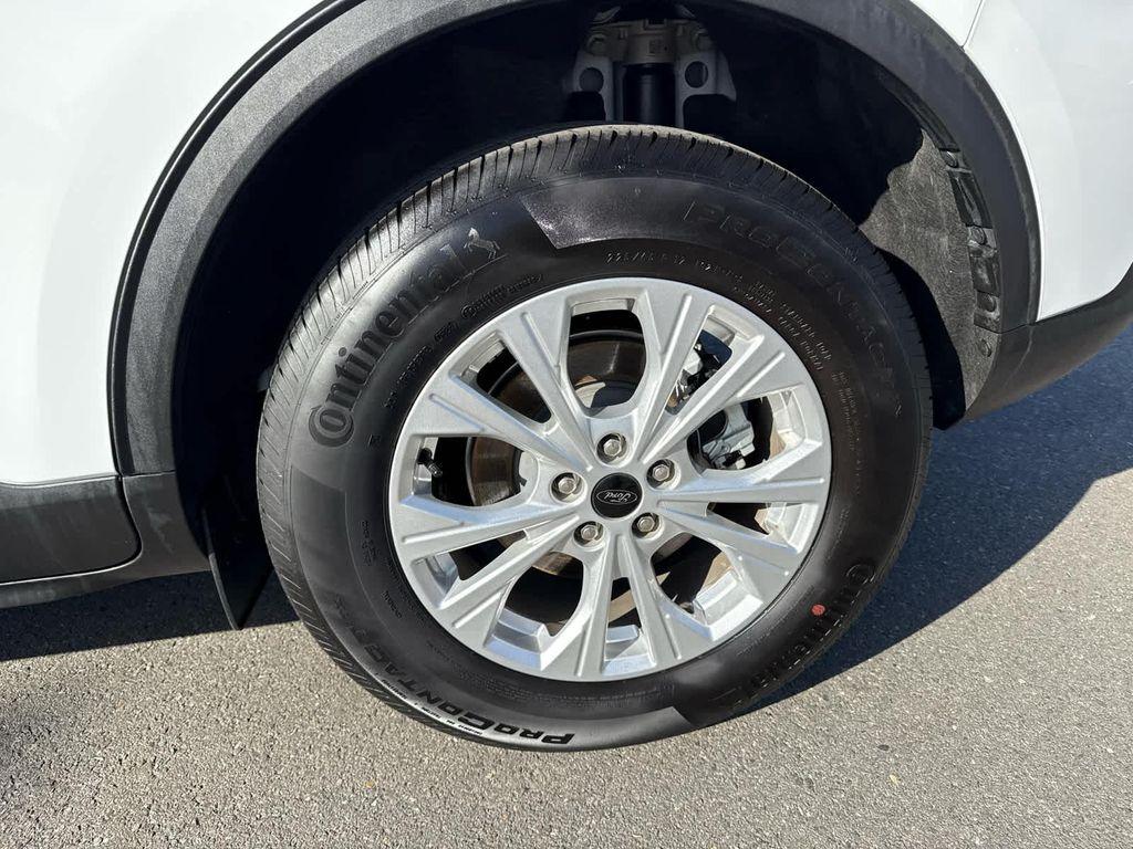 used 2025 Ford Escape car, priced at $24,777