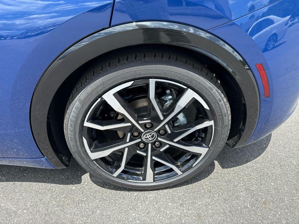 new 2025 Toyota Prius Plug-In Hybrid car, priced at $41,051