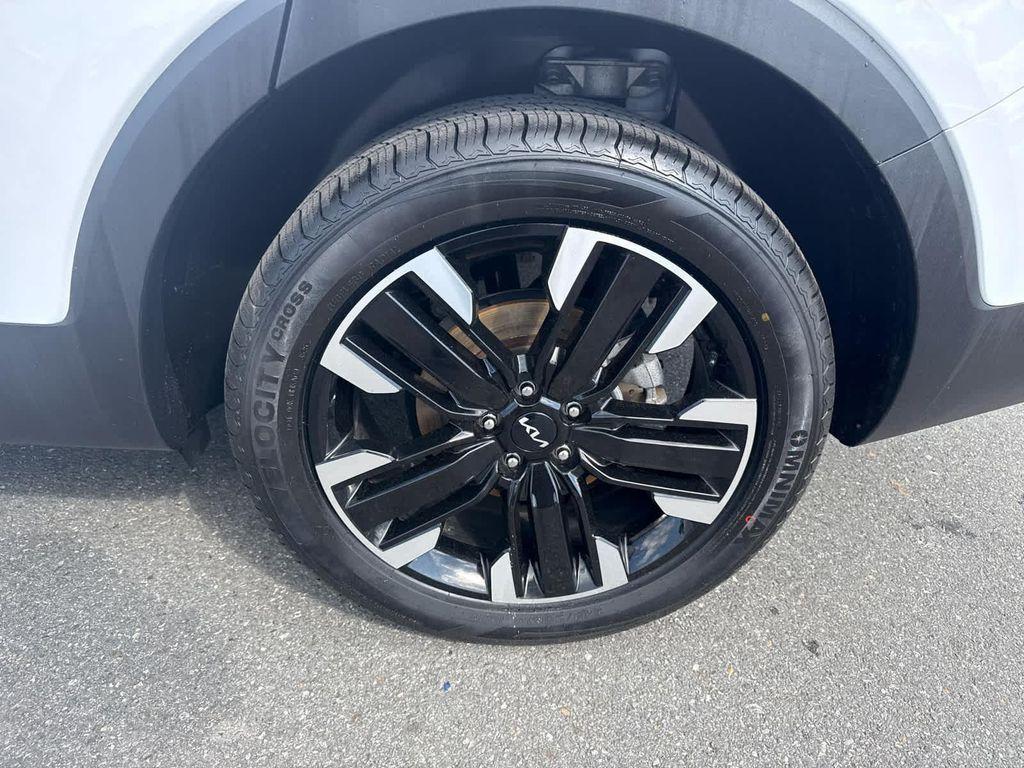 used 2024 Kia Telluride car, priced at $39,979