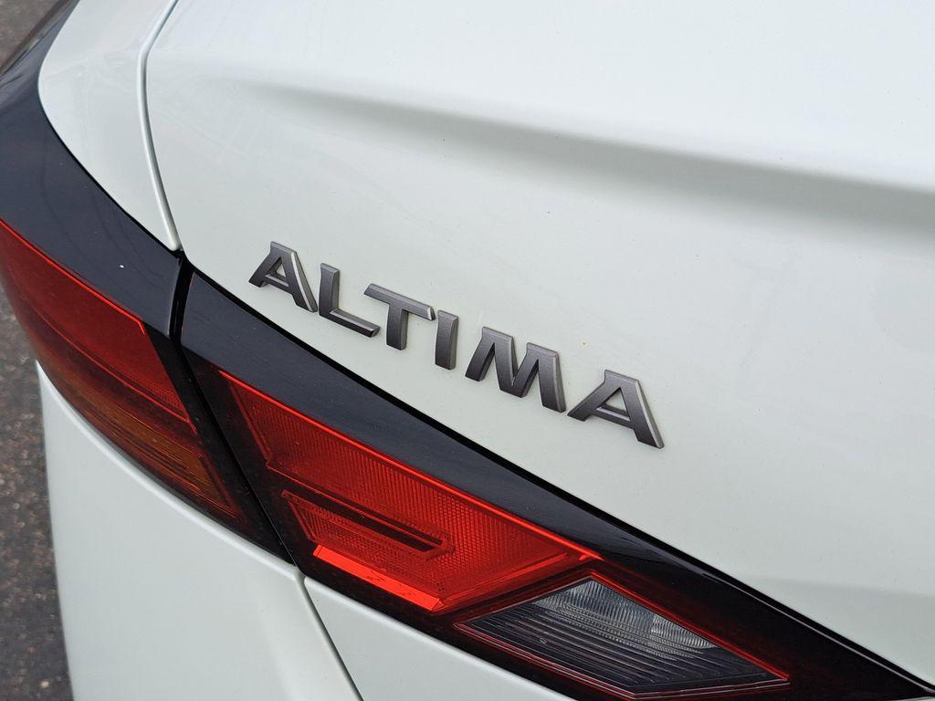used 2023 Nissan Altima car, priced at $17,000