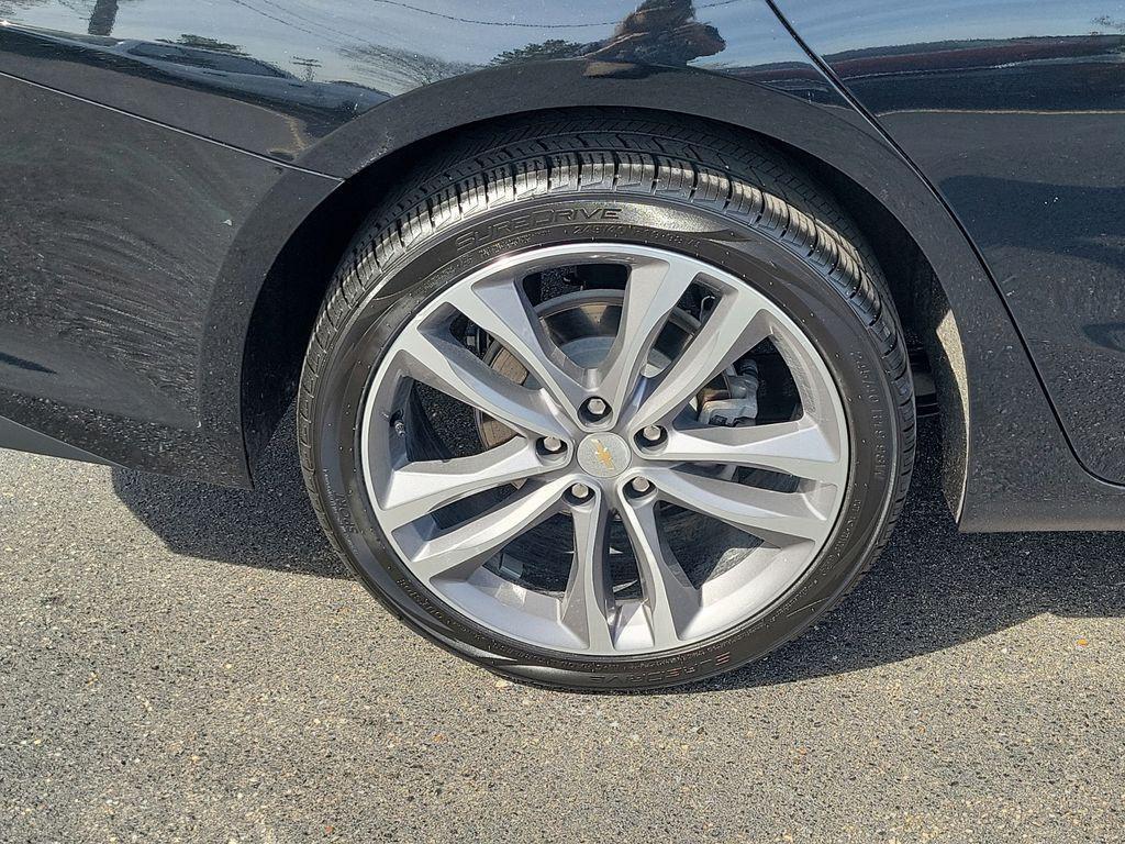 used 2024 Chevrolet Malibu car, priced at $21,000